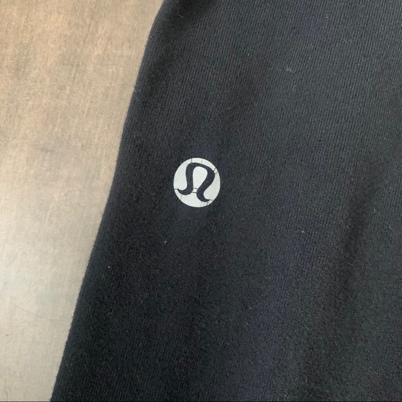 Lululemon groove flare pants - Picture 5 of 5